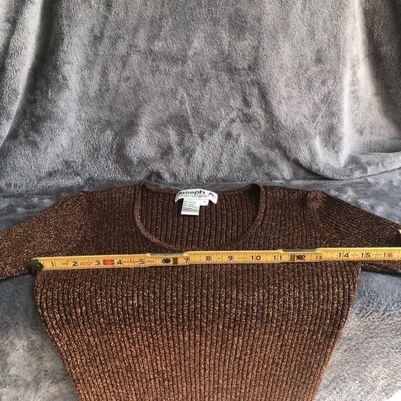 JOSEPH A Metallic Bronze Short Sleeve ribbed sweater Blouse
#w1027 - Picture 6 of 8
